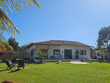 Casa à Venda